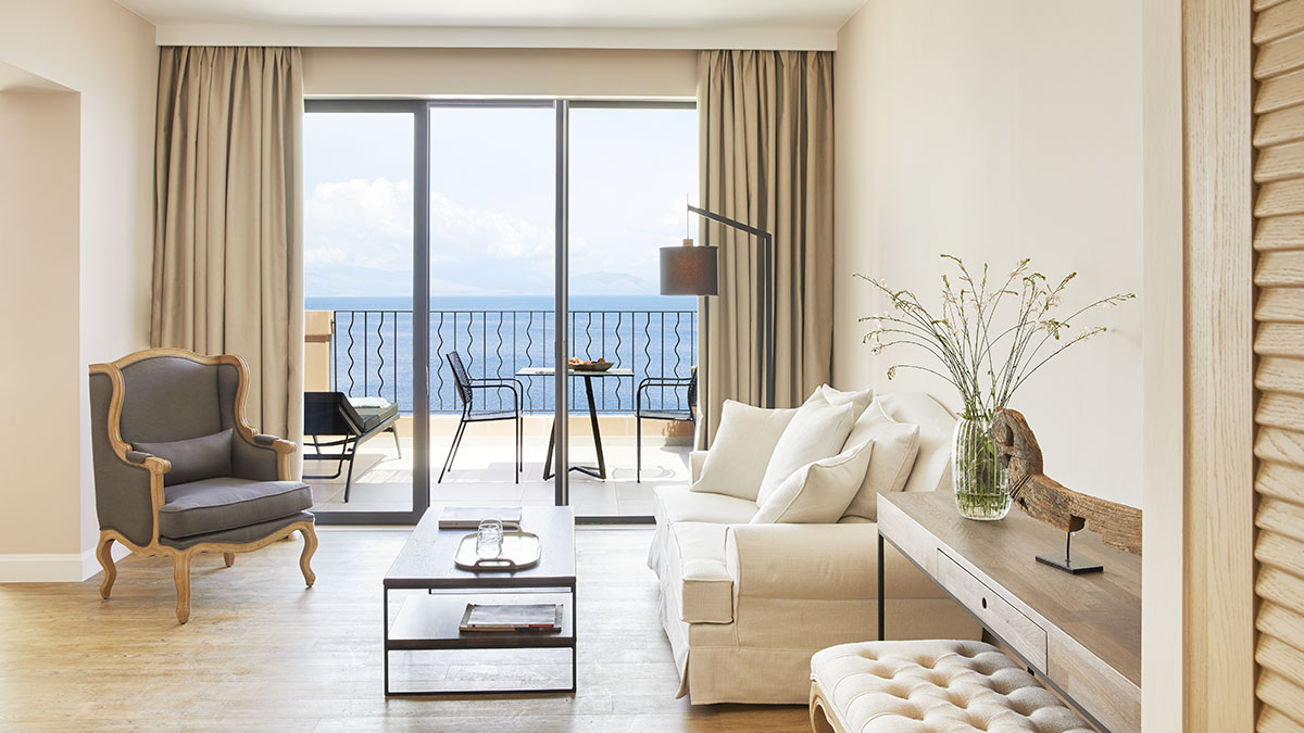 Grand Terrace Deluxe Suite Whirlpool